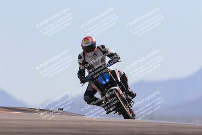 media/Nov-06-2023-Moto Forza (Mon) [[ce023d0744]]/2-Advanced Group/Session 4 (Turn 9)/